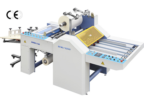Chine Carte imprimant le type de alimentation film de stratification de main semi automatique de machine de BOPP fournisseur