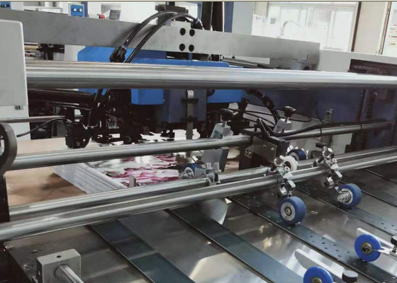 Chine Machine de stratification industrielle 100 de direction verticale - épaisseur 500Gsm de papier fournisseur